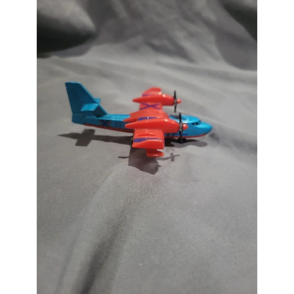 Matchbox 2009 Mattel SB-87 Model Plane Blaze Buster airplane diecast plastic